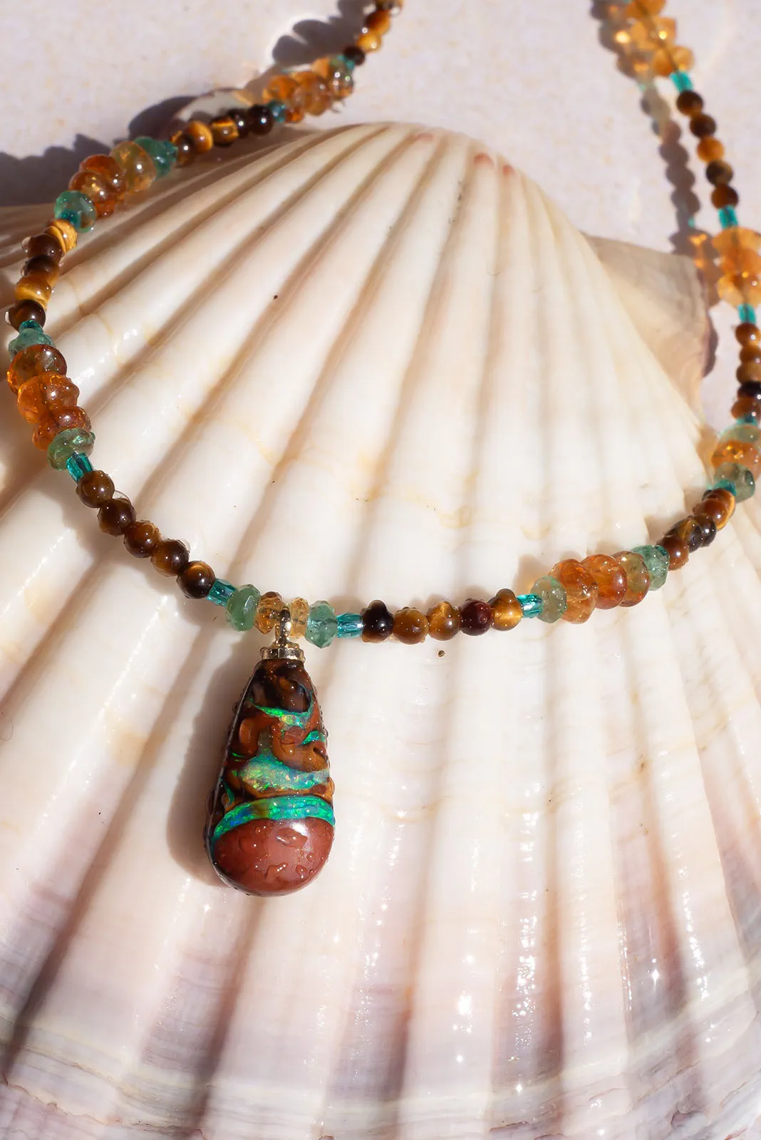 Necklace Gemstone Lagoon Bungalow