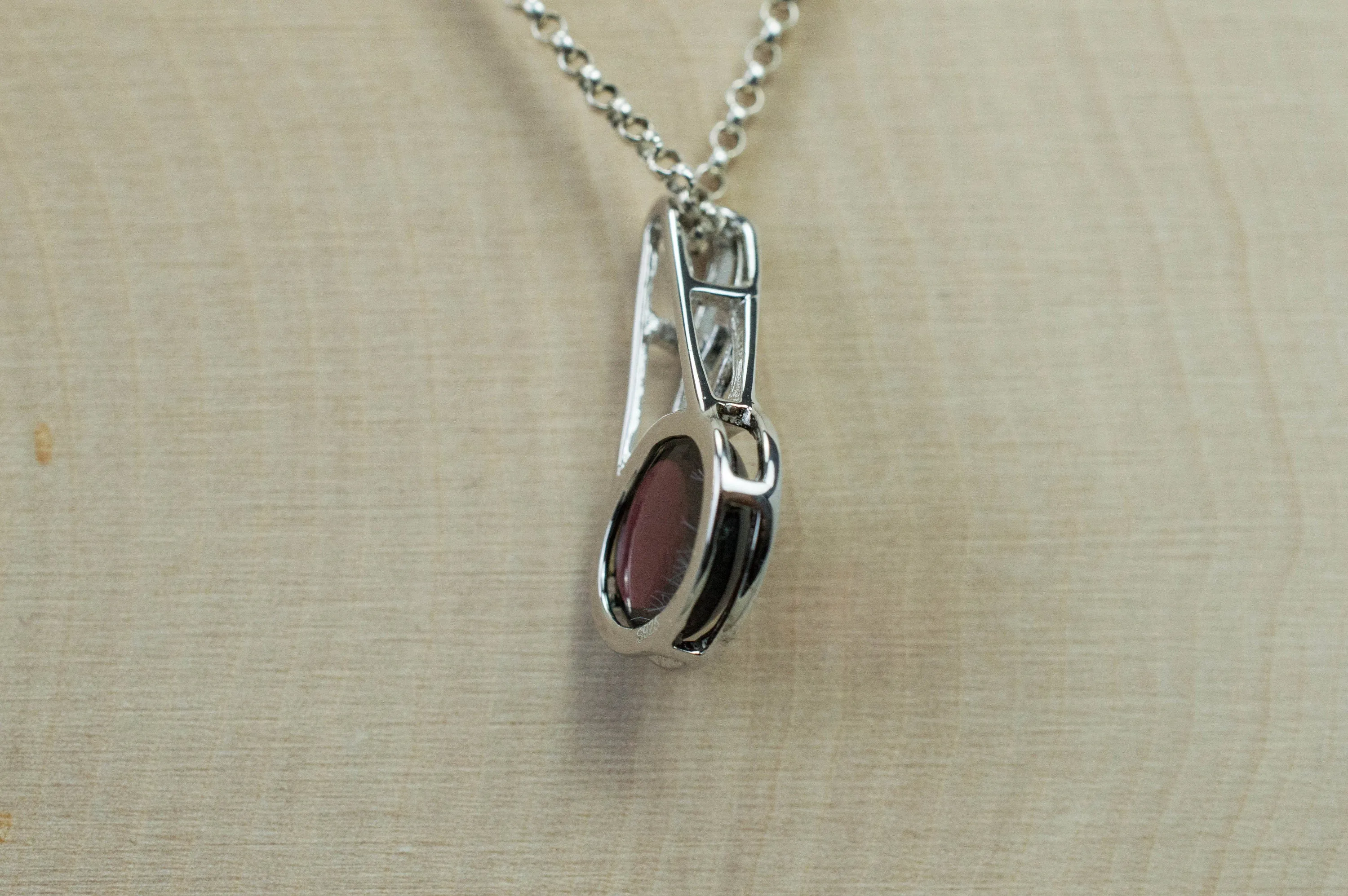 Rhodolite Garnet Pendant; Genuine Untreated Tanzanian Garnet; 1.865cts